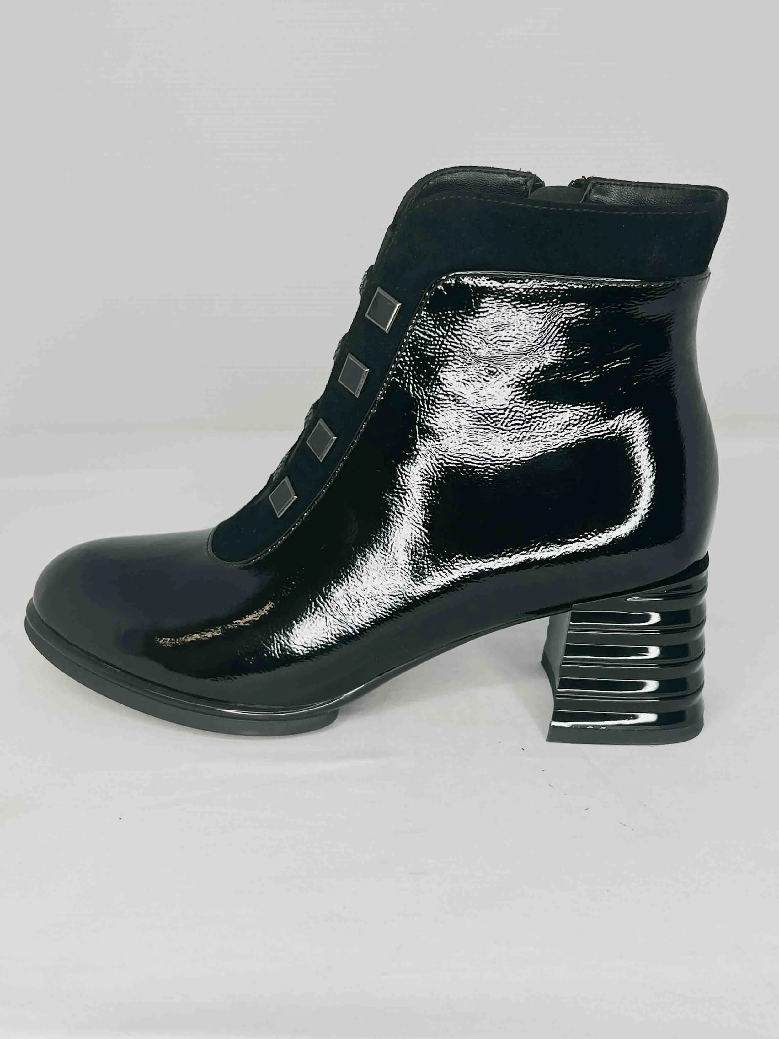 Black Leatherette & Suede Heeled Boot