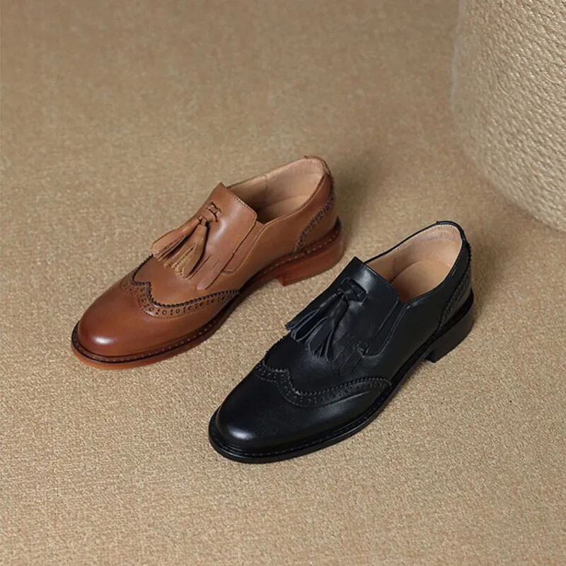 Brogue Loafers with Tassels Womens Handmade Wingtip Shoes in Black/Brown