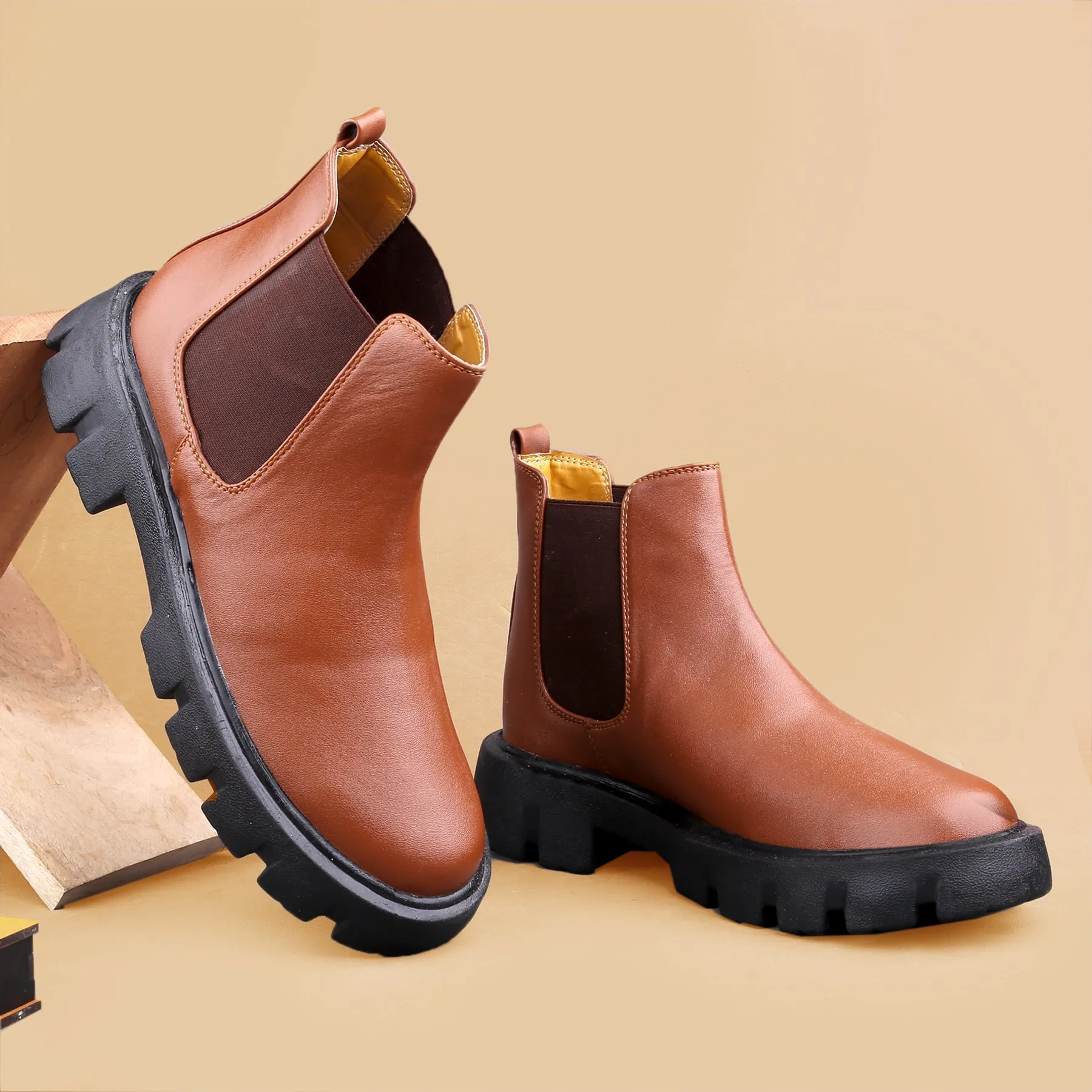 Bxxy Men's Vegan Leather Chelsea Boots For All Seasons