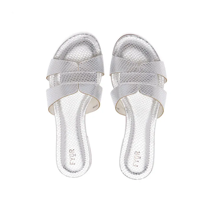 Chic Minimalist Flats BDV 099