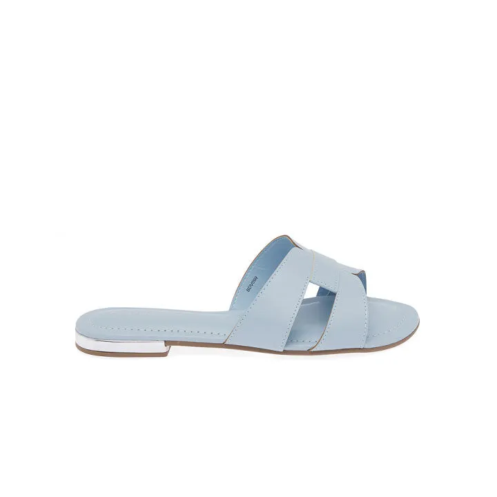 Chic Minimalist Flats BDV 099