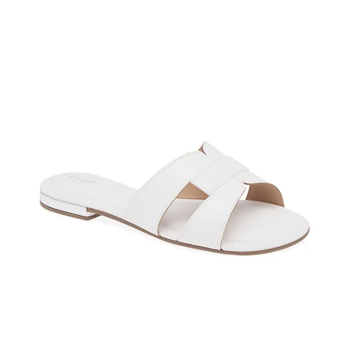Chic Minimalist Flats BDV 099
