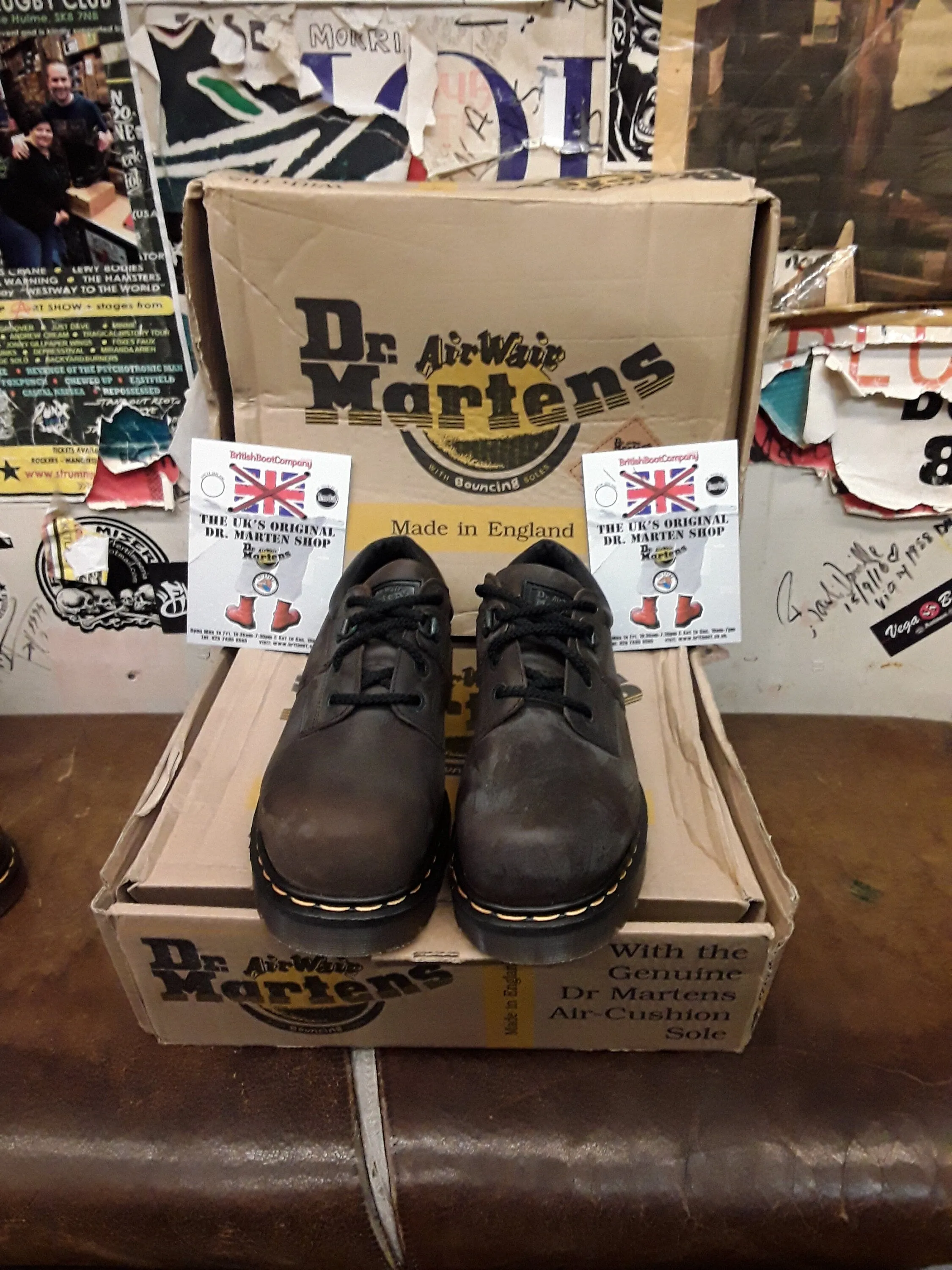 Dr Martens Vintage 90's, Brown Waxed Leather, INDUSTRIAL Shoes, Made in England / Various Sizes 8833