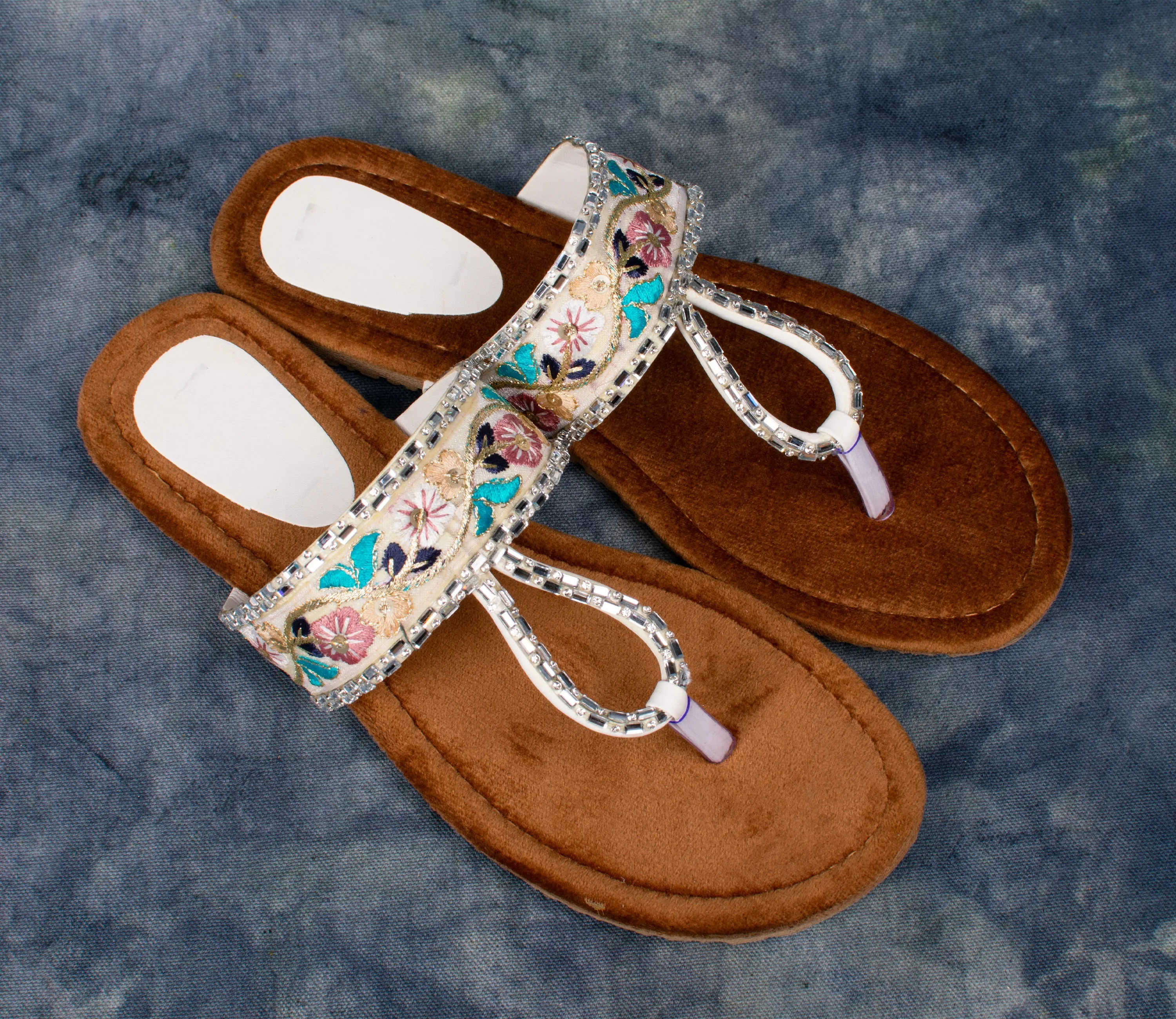Embroidered Velvet Flat Sandals for Women – Traditional Handcrafted Footwear