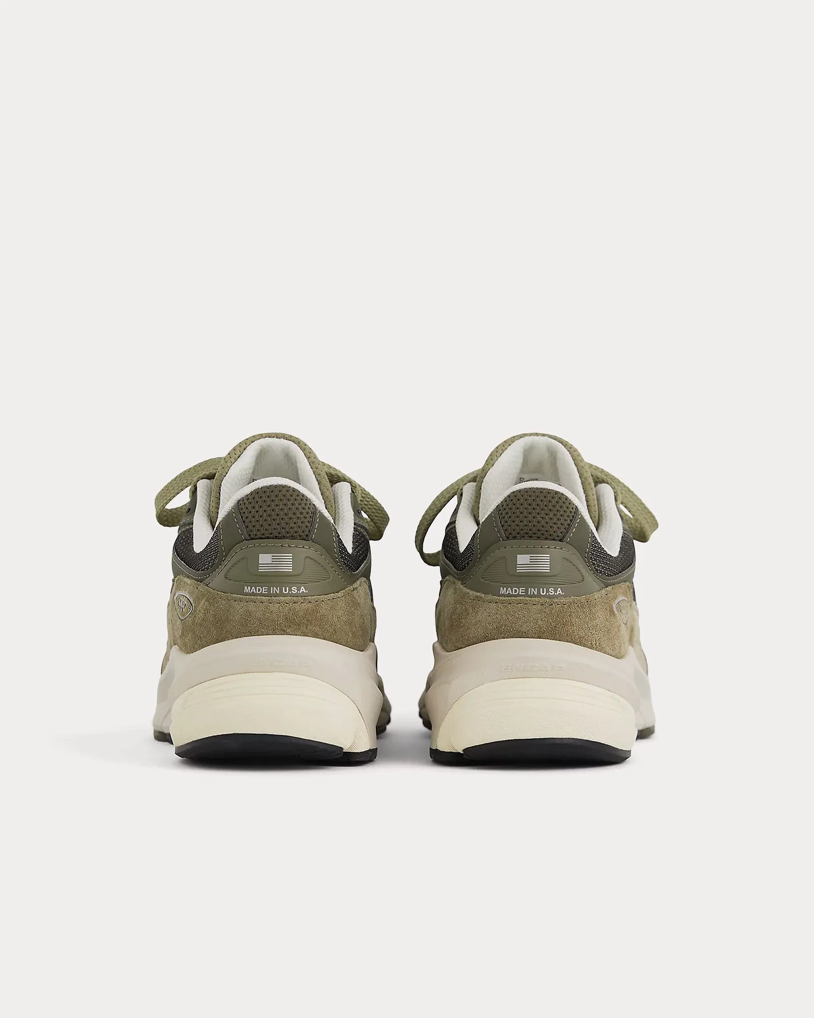 Made in USA 990v6 True Camo / Dark Camo Low Top Sneakers