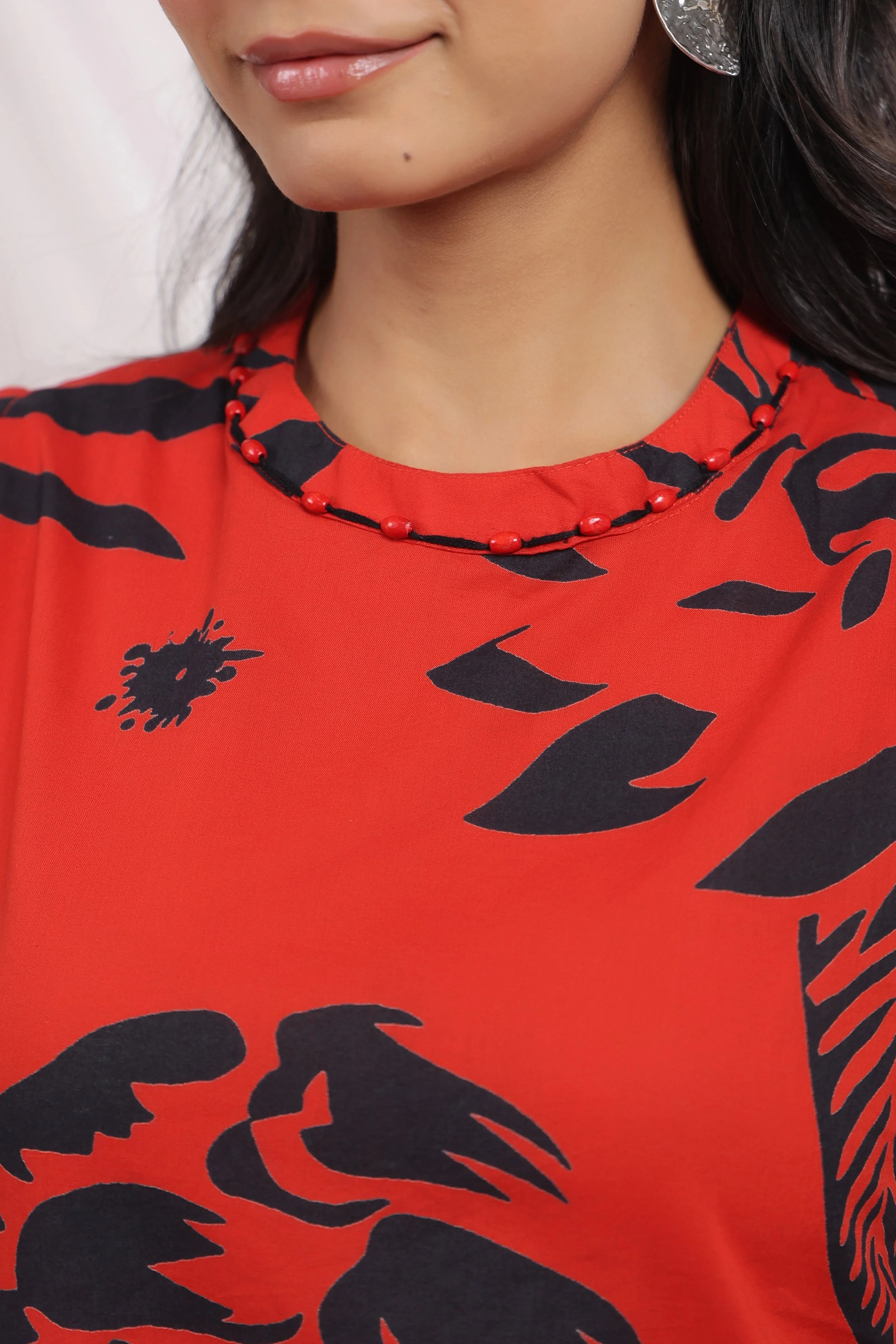 Red & Black Bold Floral Beaded Ethnic Kurta Pant Set