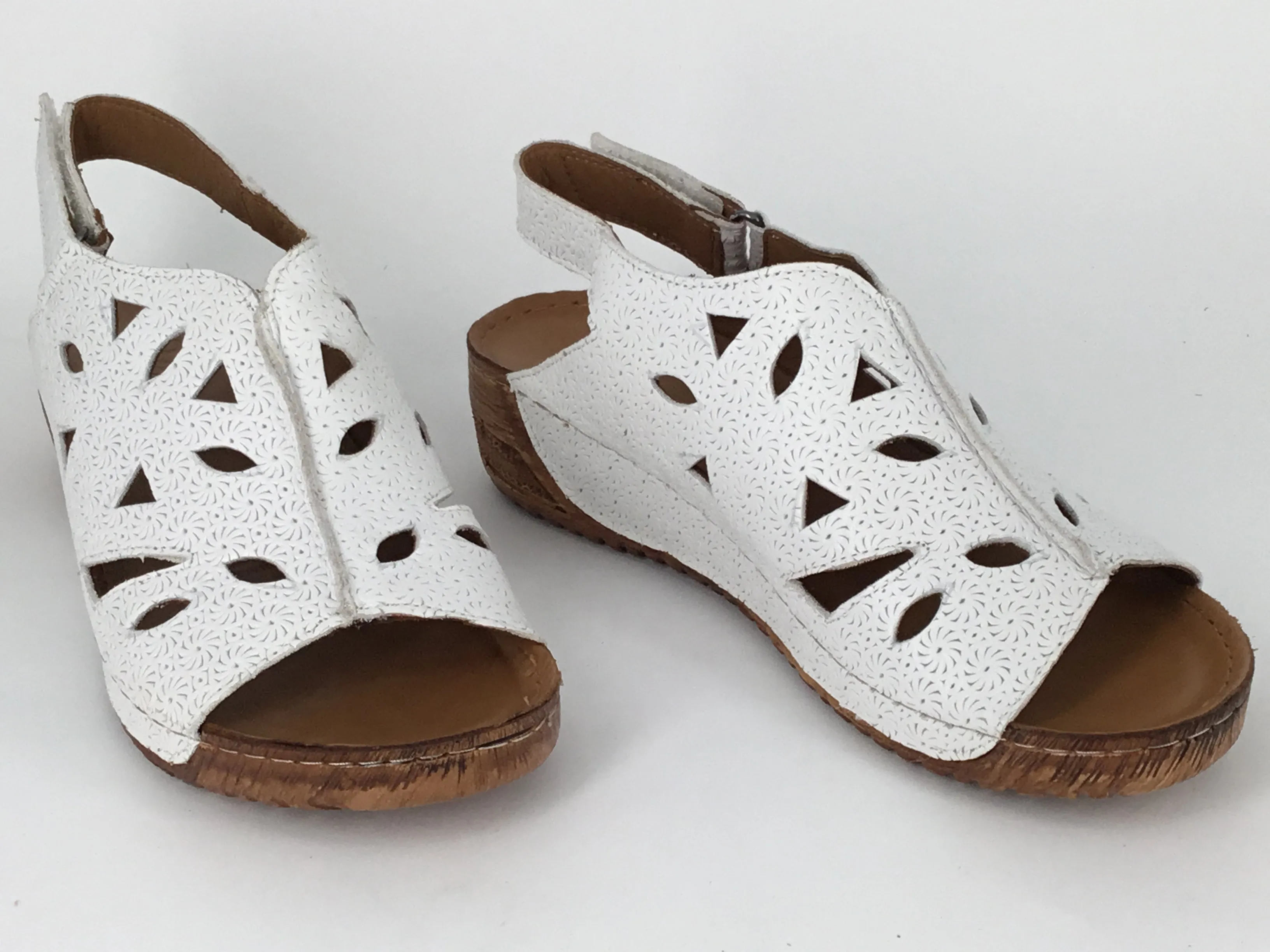 Tesselli Phebe available in 3 colours