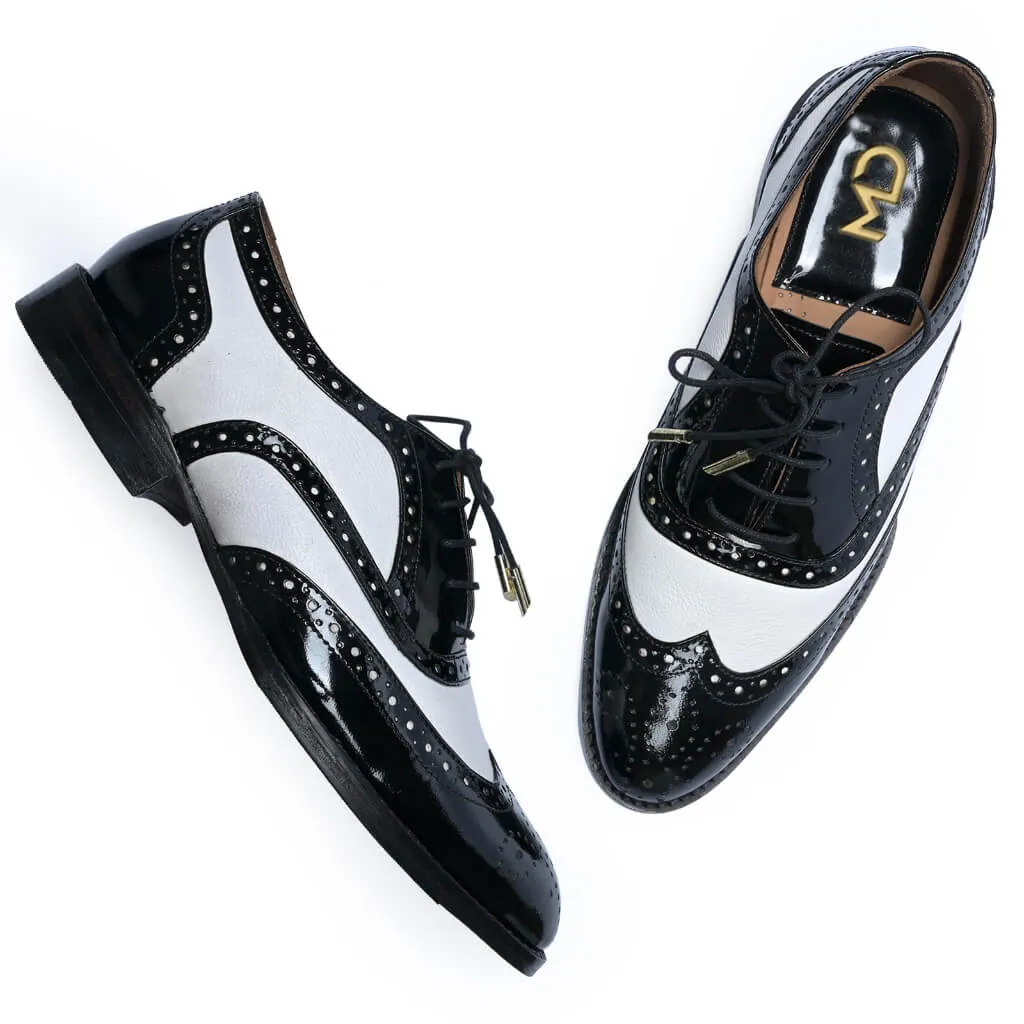 THE LONDON BROGUES IN BLACK & WHITE